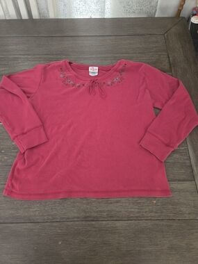 Vintage 90s Disney Store Winnie the Pooh Piglet Embroidered Waffle Knit Shirt